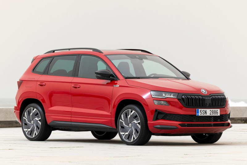 Skoda Karoq Sportline 1 5 TSI ACT 150 KM A7 DSG 2024 Cena Dane