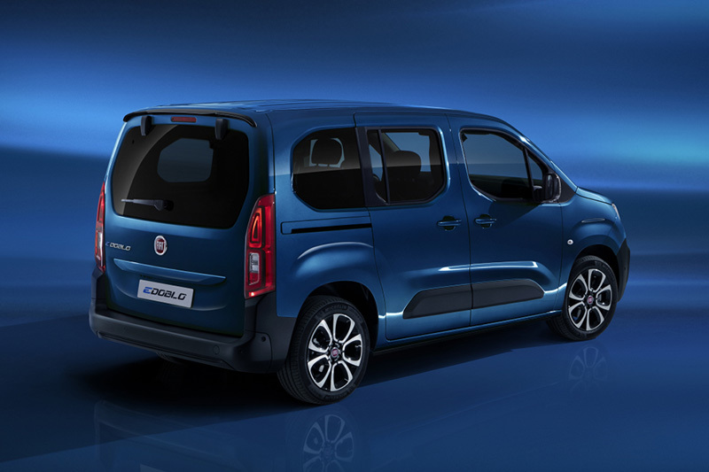 Fiat Doblo Van L1 Combi 1 5 Blue HDi 130 KM A8 S S 2023 Cena Dane