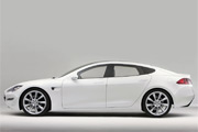 Tesla S na rynku w 2012