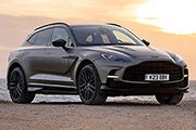 Aston Martin DBX (3)