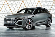 Audi Q8 e-tron (1)