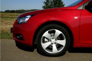 Chevrolet Cruze 26 180x120