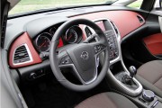 Opel Astra 10 180x120