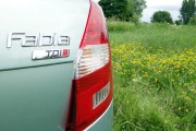 Skoda Fabia 27 180x120