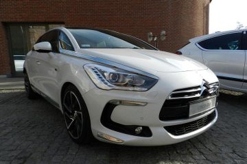 Citroen DS5 44 360x240