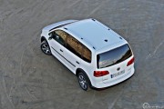 10volkswagen Crosstouran 2.0tdi Dsg 180x120