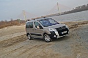 6citroen Berlingo 1.6hdi Xtr 180x120