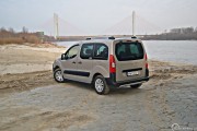 9citroen Berlingo 1.6hdi Xtr 180x120