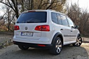 9volkswagen Crosstouran 2.0tdi Dsg 180x120