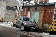 1bmw X5 Xdrive 30d Vs Volvo Xc90 D5 Executive1 180x120