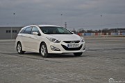 23hyundai I40 1.7crdi High Style 180x120