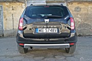 5dacia Duster 1.5dci Laureate 4x4 Vs Ssangyong Korando 2.0e Xdi200 At 4wd Sapphire 180x120