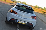 5opel Astra Gtc 1.4 Turbo Enjoy 180x120