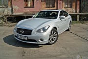 8infiniti M35h Gt Premium 180x120