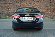 5hyundai Elantra 1.6mpi Style 180x120