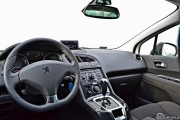 13peugeot 5008 2.0hdi Allure At 180x120