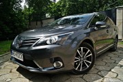 8toyota Avensis Wagon 1.8multidrive S Sol Fl 180x120