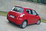 9skoda Fabia 1.2tsi Ambition Vs Suzuki Swift 1.2 Elegance 180x120