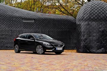 1volvo v40 t3 momentum