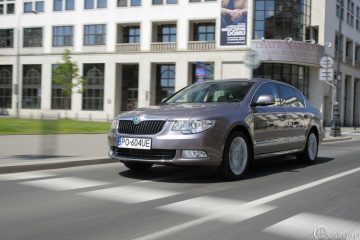 Skoda Superb Laurin Klement 360x240