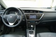 14toyota Auris Valvematic 130 Multidrive S Prestige 180x120