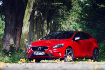 1volvo V40 T5 Momentum R Design 360x240