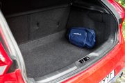 22volvo V40 T5 Momentum R Design 180x120