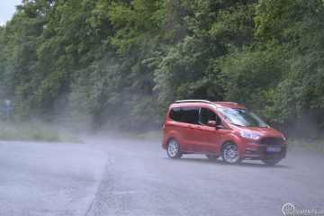 1ford tourneo courier