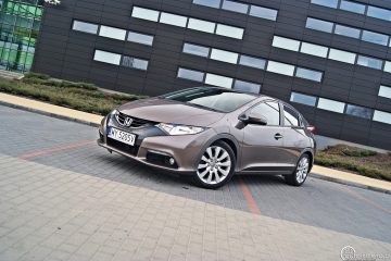 1honda civic 1.6idtec sport