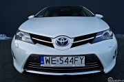 23toyota Auris Touring Sports Hybrid Prestige 180x120