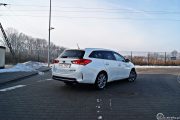 9toyota Auris Touring Sports Hybrid Prestige 180x120