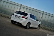 10peugeot 308 1.6thp Allure 180x120