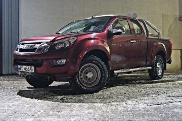 1isuzu dmax 2.5td