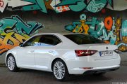 Skoda Superb III TSI DSG 3 180x120