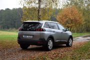 Peugeot 5008 BlueHDi Active 27 180x120