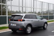 Peugeot 5008 BlueHDi Active 33 180x120