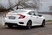 Honda Civic MT Elegance 30 180x120