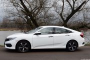 Honda Civic MT Elegance 31 180x120