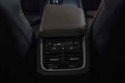 Volvo V60 2018 17 180x120