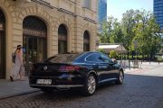 VW Arteon 20 TDI DSG Elegance 12 180x120