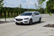 Opel Insignia Sports Tourer 1 180x120