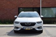 Opel Insignia Sports Tourer 13 180x120