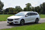 Opel Insignia Sports Tourer 39 180x120