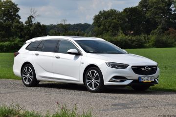 Opel Insignia Sports Tourer 41 360x240