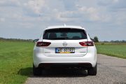 Opel Insignia Sports Tourer 42 180x120