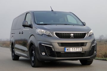 Peugeot Traveller Business Long 1 1 360x240