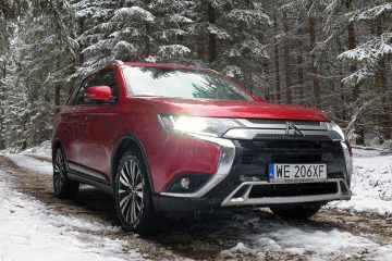 Mitsubishi-Outlander-2020