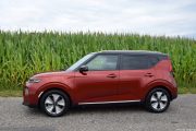 KIA E Soul L 64 KWh 2 180x120