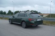 Skoda Superb IV 3 180x120