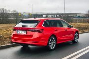 Skoda Octavia 15TSI 3 180x120